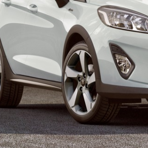 Platišče iz lahke zlitine 17" s 5 kraki, srebrne barve